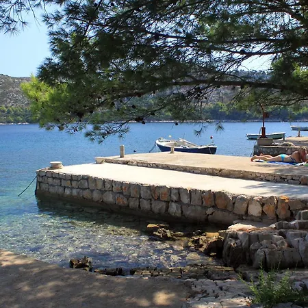Дом отдыха Seaside House For Families With Children Skrivena Luka, Lastovo - 24059 *