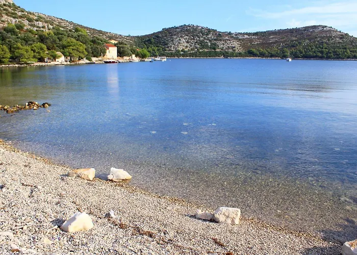 Seaside House For Families With Children Skrivena Luka, Lastovo - 24059