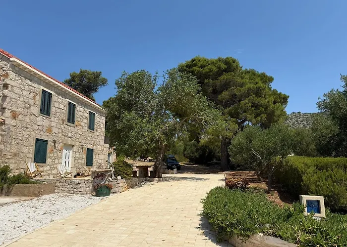 بيت للعطل Seaside House For Families With Children Skrivena Luka, Lastovo - 24059