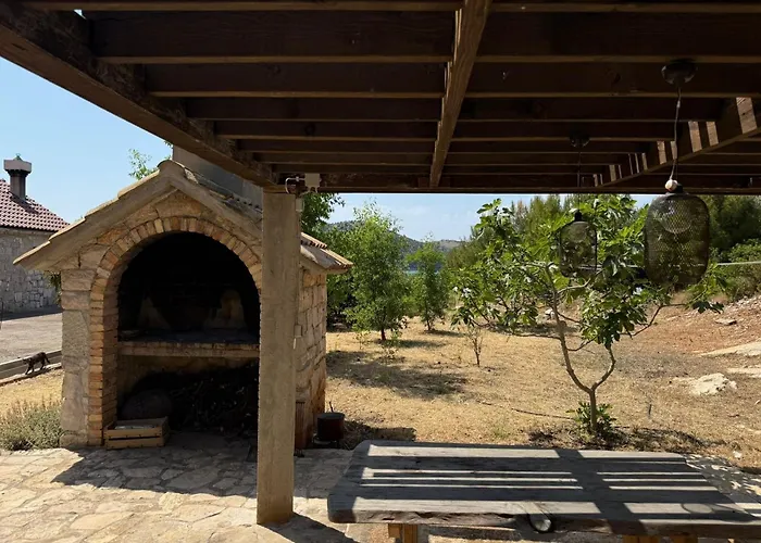 بيت للعطل Seaside House For Families With Children Skrivena Luka, Lastovo - 24059